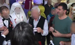 Tanıdık gibi düğüne girdi pastasını yedi takıları çalıp ortadan kayboldu: Savunması 'pes' dedirtti