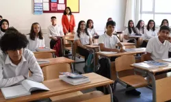 Liselere notsuz ders geliyor!