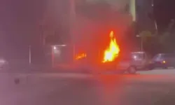 Ankara'da seyir halindeki otomobil alev aldı: Araç kullanılamaz hale geldi