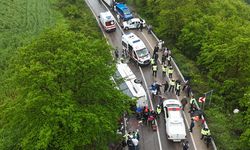 Sinop'ta öğrenci otobüsü devrildi: 2’si ağır 18 yaralı