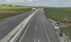 Ankara’da Türkiye’nin İlk “Melodili Yolu” Açıldı: Sürücüler Mozart’ın Türk Marşı’nı Duyuyor