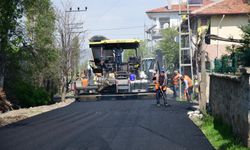 Kahramankazan’da sıcak asfalt çalışmaları sürüyor!