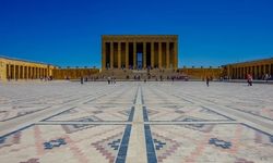 Yeni HSK Üyeleri ve Adalet Bakanı Anıtkabir’e Saygı Ziyareti Gerçekleştirdi