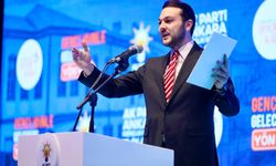 AK Partili Ülkü Efe Demirhan’dan Mansur Yavaş’a “Karne” videosu!