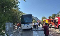 Yolcu otobüsü cayır cayır yandı! Seyir halindeki yolcu otobüsü alev topuna döndü