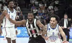 Beşiktaş A. Efes'i deplasmanda geçerek seride eşitliği sağladı