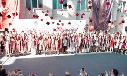 ASBÜ Hukuk Fakültesi mezuniyet coşkusu: Genç hukukçular adalet yolculuğuna uğurlandı