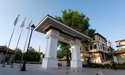 Hacı Bayram Veli Çarşısının gösterişli kapısı