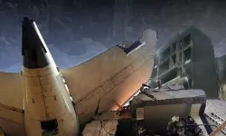 Hindistan’daki yolcu uçağı faciasında 240 kişi öldü!