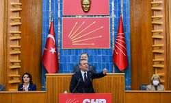 Özgür Özel parti toplantısında açıkladı: Şehidin verdiği bursu CHP üstlendi