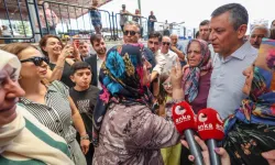 Özgür Özel Demetevler pazarında esnafın sorunlarını dinledi!