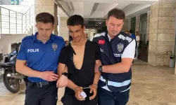 Samsun’da Şok Olay: "Balık Tutamadın" Diye Denize Attı, Adliyede de Tabela Kırdı