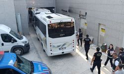 Manavgat Belediyesi’ne rüşvet operasyonu büyüyor: Gözaltı Sayısı 42’ye yükseldi, Başkan Kara ve yardımcıları adliyede