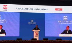 Abdullah Gül’den dünyaya sert mesajlar: “Uluslararası kuruluşlar çöktü, kurallar yok sayılıyor"