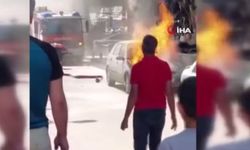 Ankara’da park halindeki araç alev alev yandı!