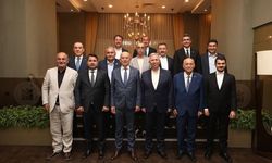 Ankara’da Bir Garip Toplantı! Eksik CHP Kadrosu Dikkat Çekti