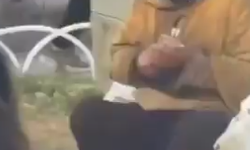 Sultanahmet’te şaşırtan görüntü! Dilenci tomarla para sayarken yakalandı