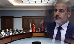 AK Parti MKYK toplantısında gizlilik alarmı!  Hakan Fidan konuşurken tüm üyelere anlık uyarı mesajı gönderildi