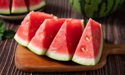 Karpuzu yıkamadan kesmeyin! Salmonella riski taşıyor