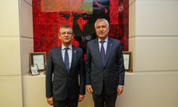 CHP lideri Özel'den Zeydan Karalar’a destek mitingi