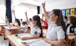 Akran zorbalığını azaltmak için düğmeye basıldı: Okula başlama yaşı değişecek mi?