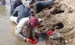 Fırat Nehri çekildi, köylüler altın tozu buldu! Akıllara o hadis geldi