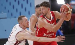Türkiye EuroBasket 2025’te ev sahibi Letonya’yı farklı yendi