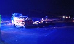 Adıyaman’ın Gölbaşı ilçesinde iki otomobil çarpıştı: 2 yaralı