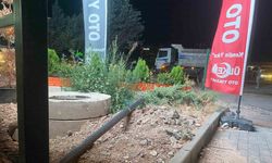 Ankara’da kontrolden çıkan otomobil oto yıkamacıya uçtu!