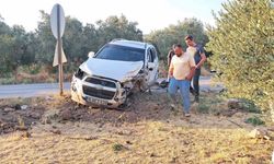 Bursa İznik’te Hatalı Sollama Faciası! Cip Minibüs ve Otomobille Çarpıştı