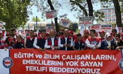 Eğitim-Bir-Sen'den Ankara'da yetersiz zam protestosu