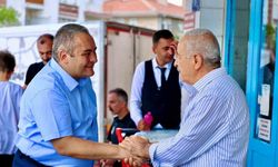 Keçiören Belediye Başkanı Mesut Özarslan sanatoryum caddesi’nde esnafı ziyaret etti