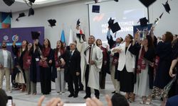 Anadolu Üniversitesi'nden Bakü'de mezuniyet coşkusu