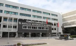 Antalya’daki rüşvet soruşturmasında 4’üncü dalga: 15 şüpheli adliyede 2 şirkete kayyım atandı