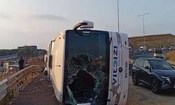 İstanbul’da facia: Yolcu otobüsü devrildi, 3 kişi öldü 20 kişi yaralandı