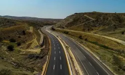 Kırşehir-Ankara karayolunda bakım çalışması başladı! Sürücüler dikkat