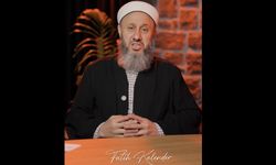 'Kadınlara parmak arası terlik caiz değil' diyen sosyal medya hocası gündem oldu