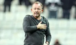Beşiktaş, Sergen Yalçın ile 2027’ye kadar sözleşme imzaladı