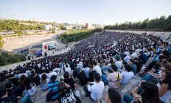 Ankara'da görkemli başlangıç: Hacettepe'de ilk ders 6 bin yeni öğrenciyle yapıldı