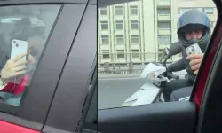 Şişli’de yol verme kavgası: Motosikletli şahıs “camı indir” diyerek tehdit etti