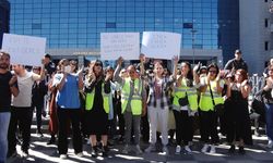 İşten çıkarılan ANFA İşçileri Ankara Büyükşehir Belediyesi önünde eylem yaptı