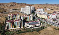 38 binlik şehir 80 bine çıktı! Üniversiteli akını Yahşihan’ı salladı