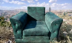 Altındağ’daki koltuk muhteşem konumuyla manzarayı bütünlüyor
