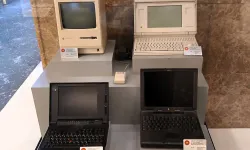 Cumhurbaşkanlarının 1990’lı yıllarda kullandıkları bilgisayarlar sergilendi