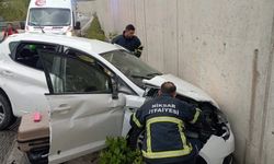 Tokat'tan acı haber! Kazaya müdahale eden polis aracına otomobil çarptı: 2’si polis 8 yaralı var!