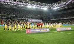 Fenerbahçe Antalyaspor karşısına çıkıyor!!