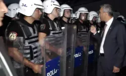 CHP il binasında gerginlik! Çevik kuvvet ve milletvekilleri karşı karşıya