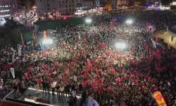 CHP kayyum kararına karşı meydanlara döküldü: "Korkakların peşinden gitmeyin"