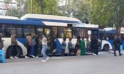 Ankara'daki otobüs kuyruğu şaşkına çevirdi: "İstanbul'da neden yok?"