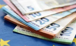 Euro 49 lirayı test etti: FED ve ECB politikaları kurda tarihi zirveyi getirdi
